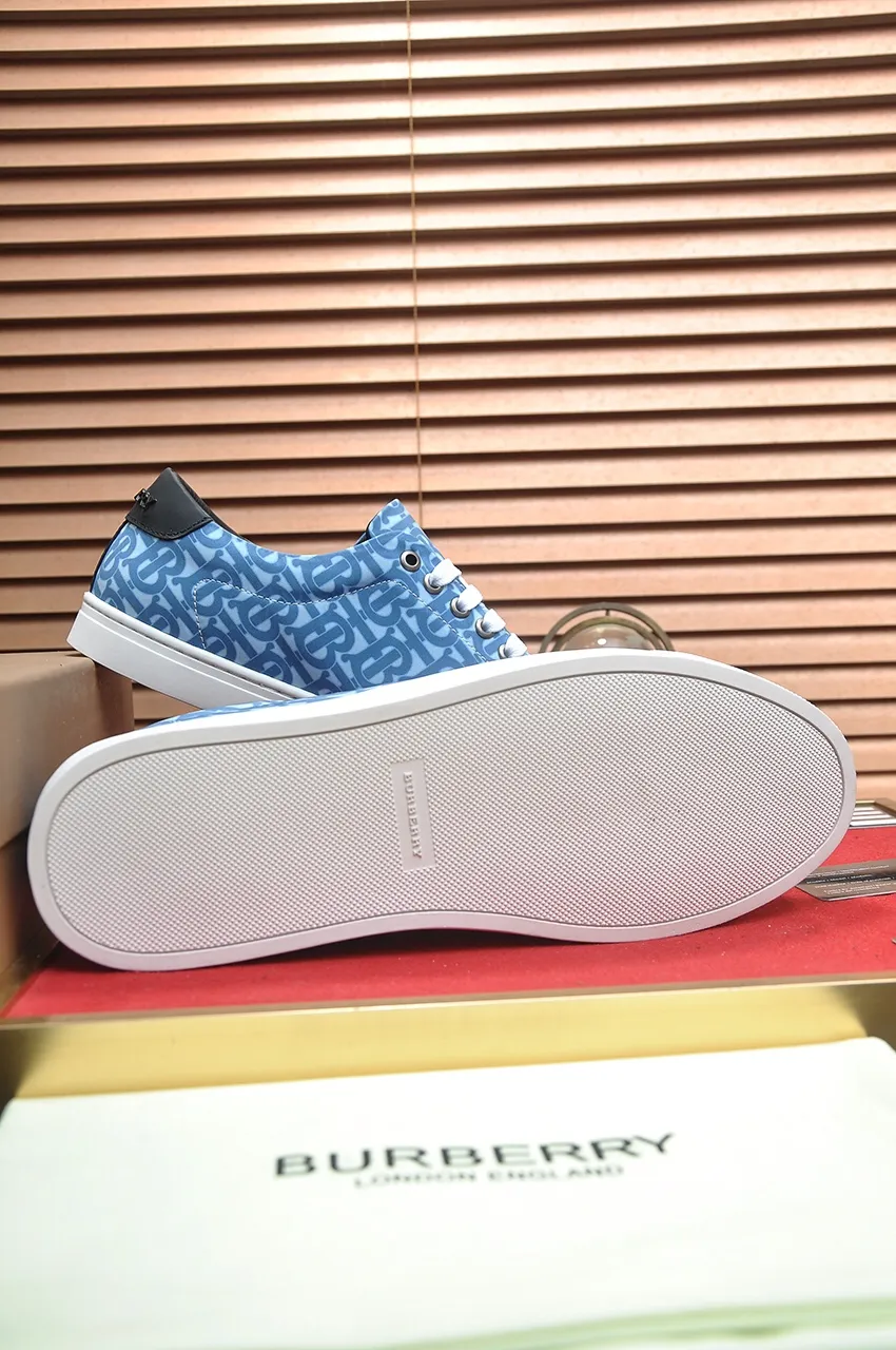 Men's shoes💰480💶[Burberry] (cowhide lining) classic low-top sneakers｜Imported cowhide with classic plaid fabric｜Cow leather lining｜Original outsole｜Fine workmanship and comfortable to wear Size: 38-44 (customized at 45)